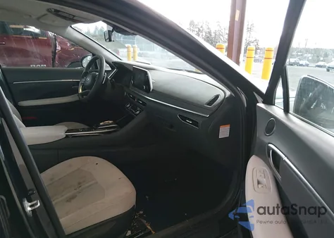 2022 Hyundai Sonata Hybrid Blue z USA, uszkodzony, nr VIN KMHL24JJ1NA045001